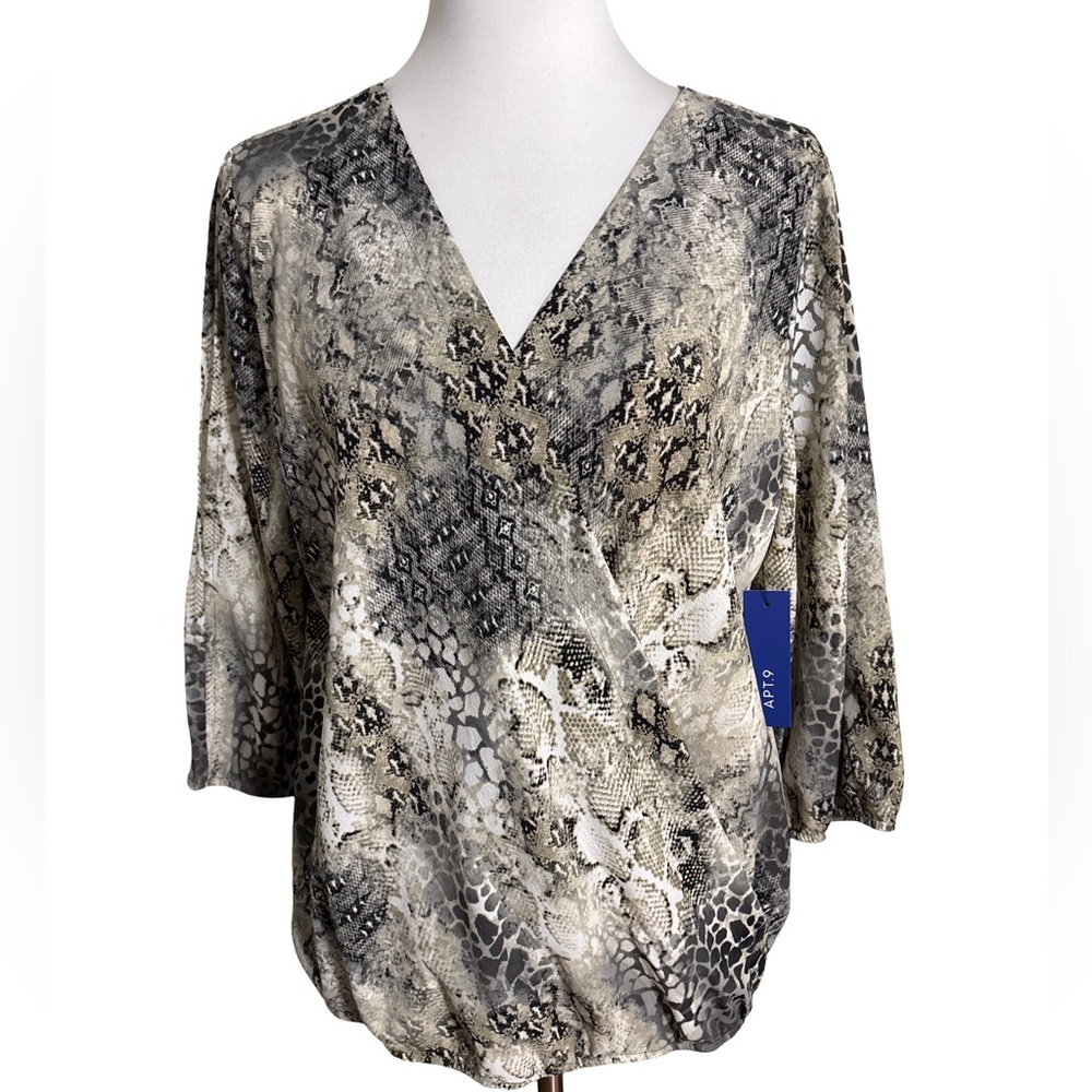 Apt 9 Women's Exotic Print V Neck Blouse NWT